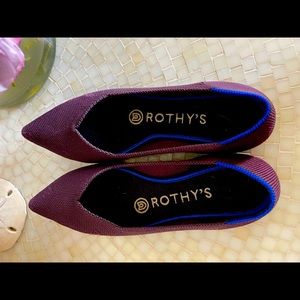 Rothy’s 5.5 Pointed Toe Shoes